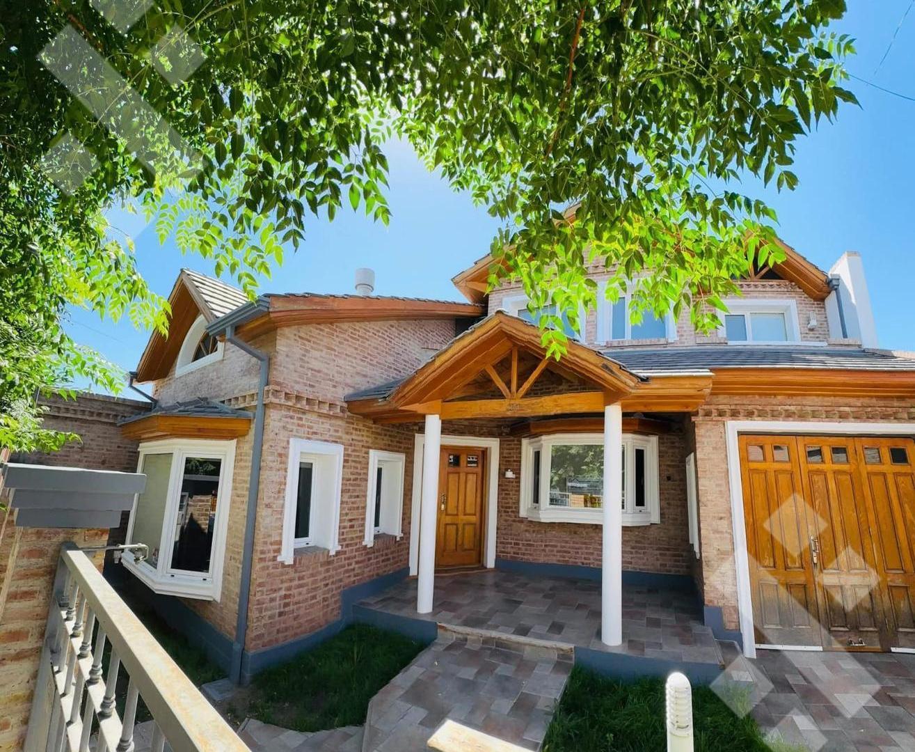 Casa 3 hab, APTA CREDITO - Gral. Roca - Libertad 1171