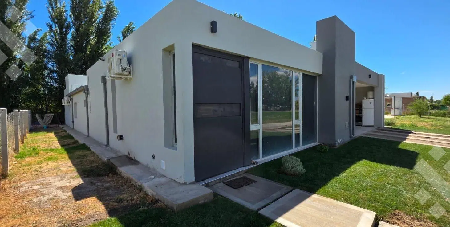 VENTA CASA 3 DORMITORIOS (APTA CRÉDITO) - B° CERRADO CRUZ DEL SUR, GENERAL ROCA 5