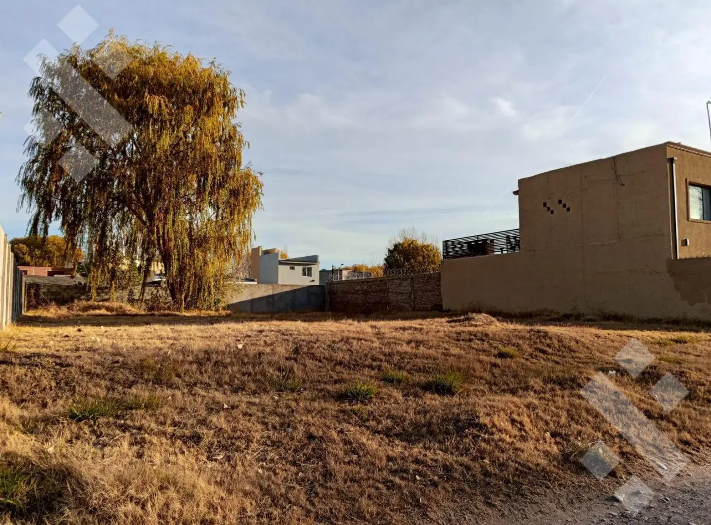 VENTA LOTE 302m2 - Bº MORADA DEL AGUA LIFE, PLOTTIER 4