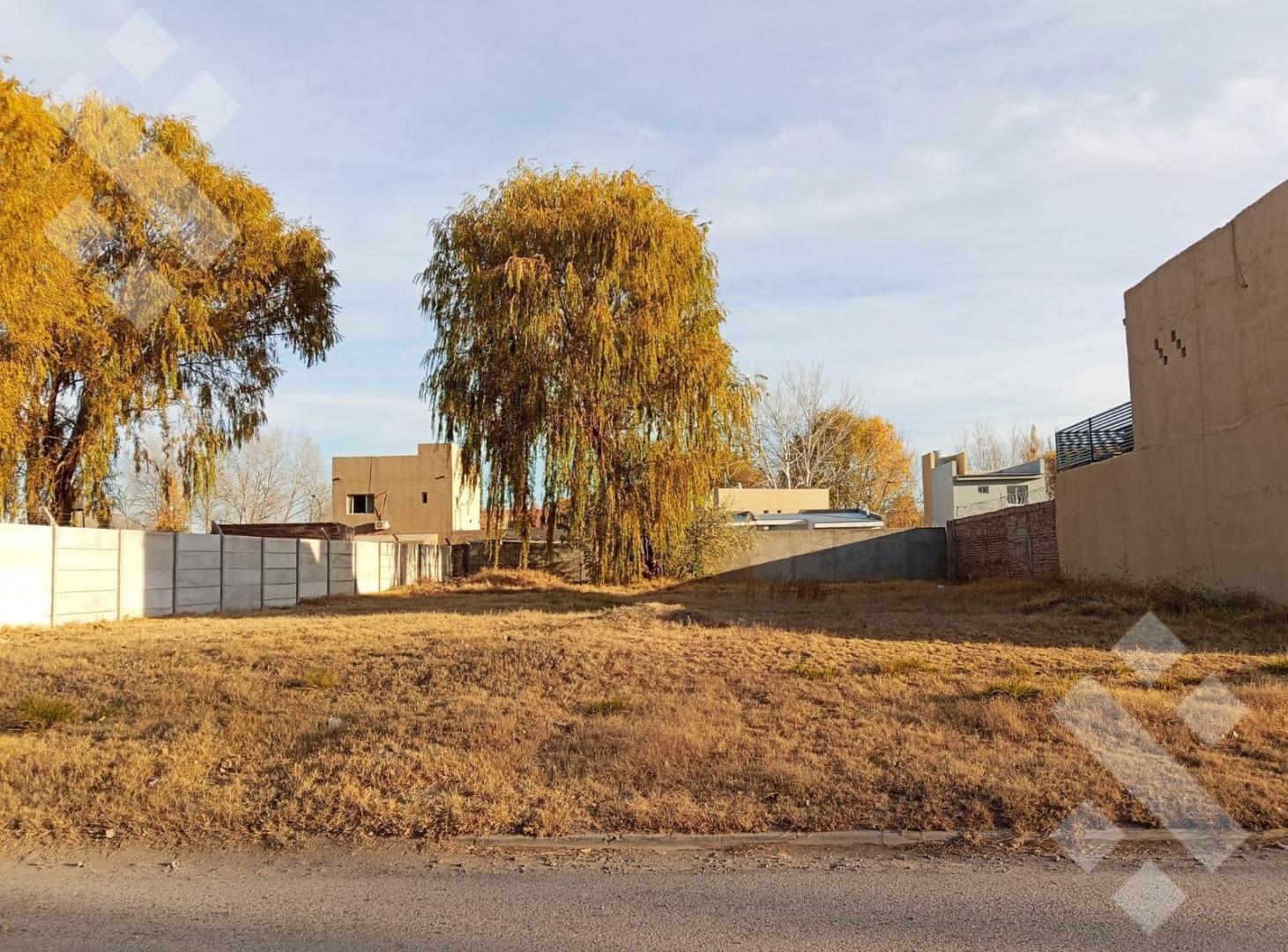 VENTA LOTE 302m2 - Bº MORADA DEL AGUA LIFE, PLOTTIER