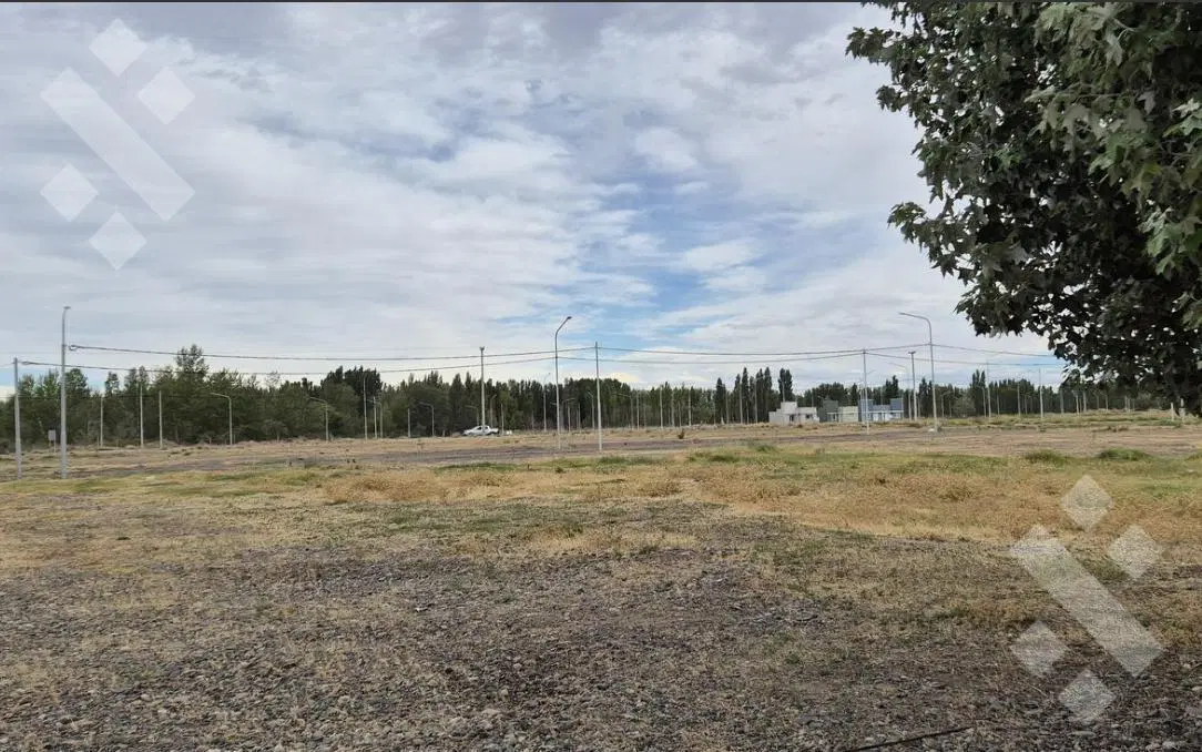 VENTA LOTES Residenciales y Comerciales -  360m2 La Herradura del Limay - PLOTTIER 4
