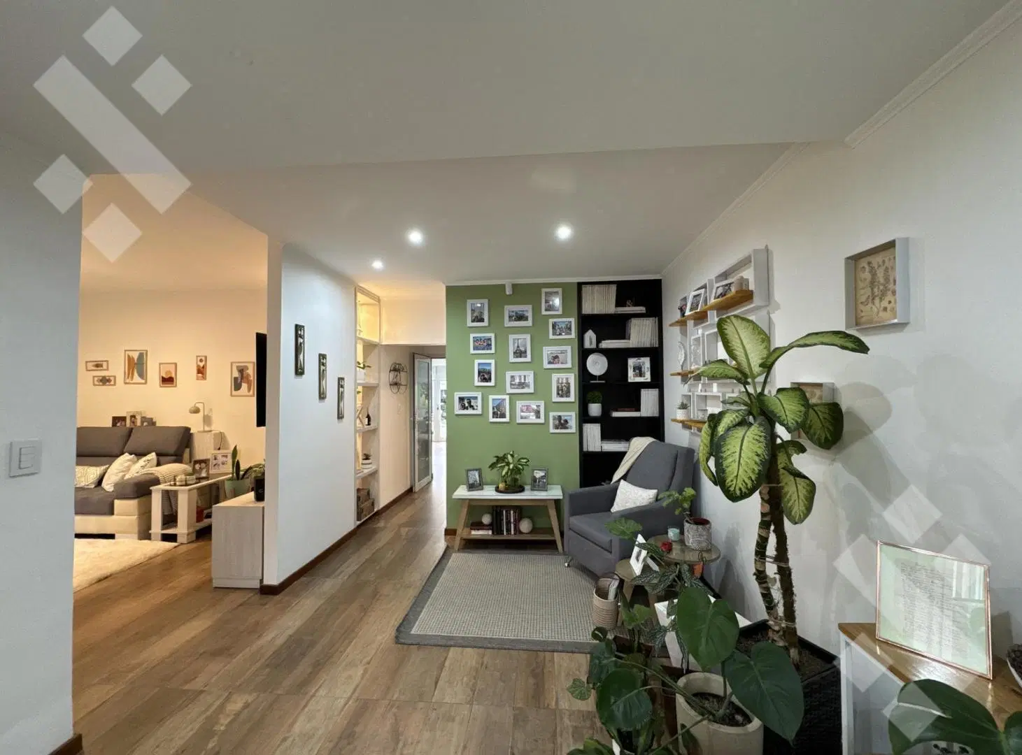 VENTA:  CASA  en PH 4 DORMITORIOS   QUINCHO - B° Las Viñas - Cipolletti (RN) 2