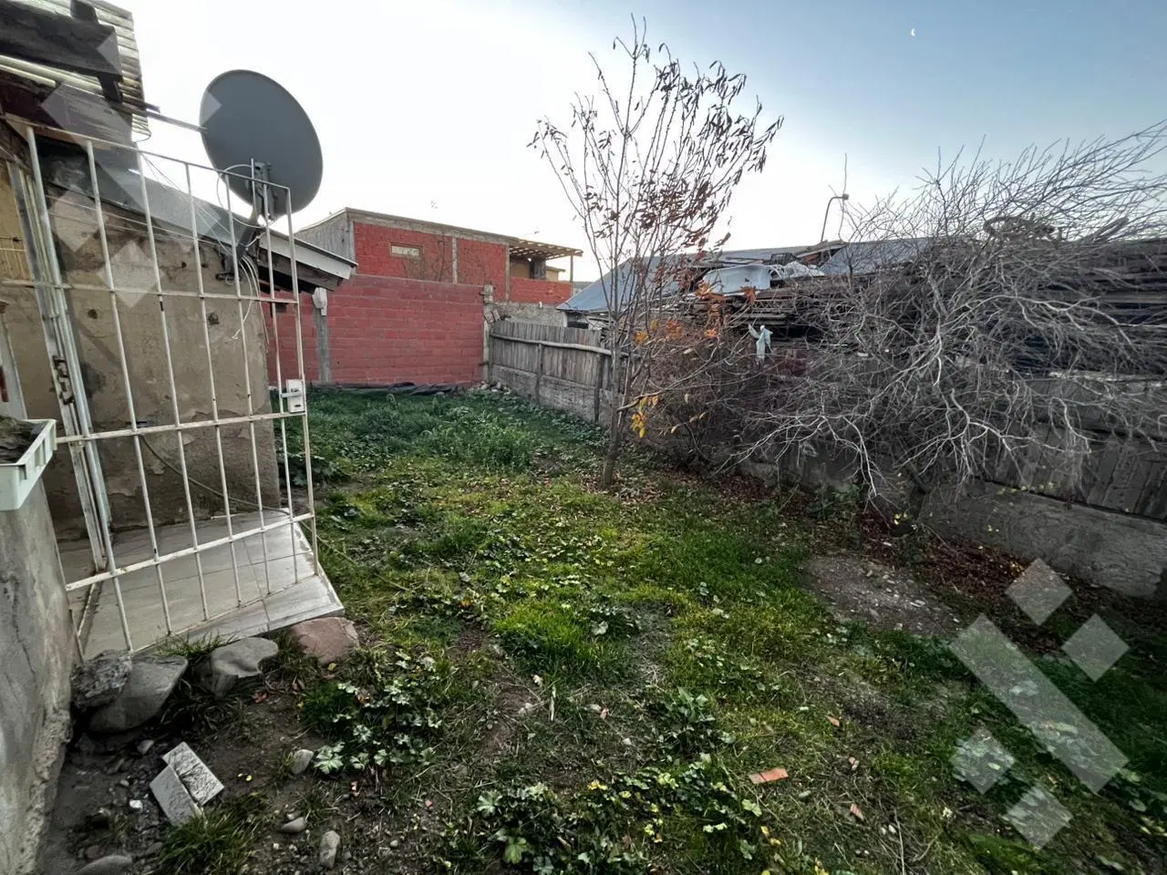 Casa en alquiler- Apto local comercial 2