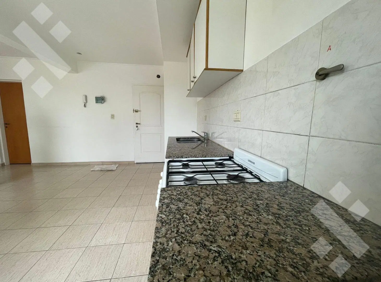 VENTA DEPTO 1 DORM. C/ BALCON Y COCHERA - APTO CREDITO - STA GENOVEVA - NQN 4