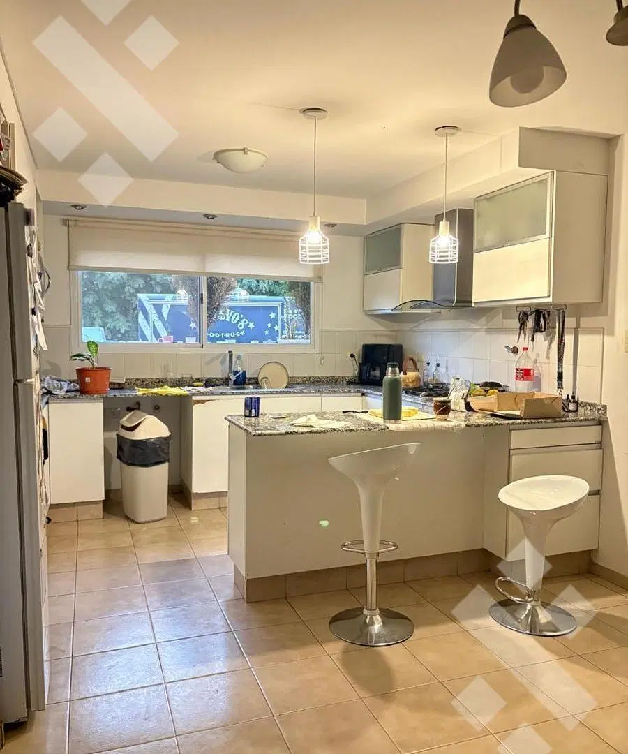 En venta | Casa de 4 dormitorios | Fincas de Plottier 2