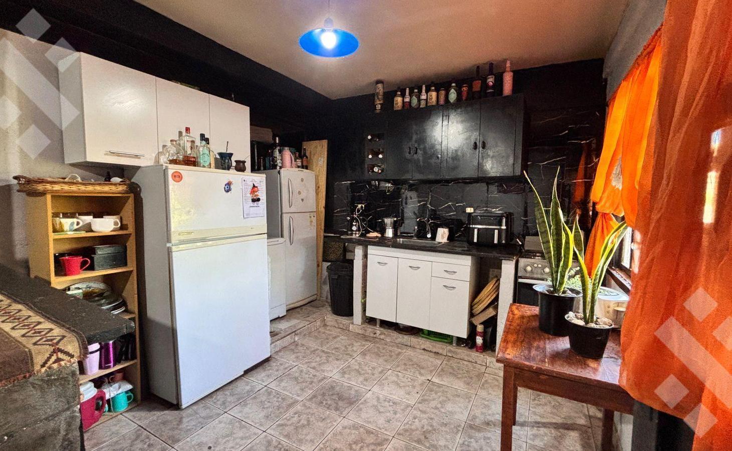 En Venta | Casa de 3 dormitorios y Departamento | Zona Oeste, Neuquén capital