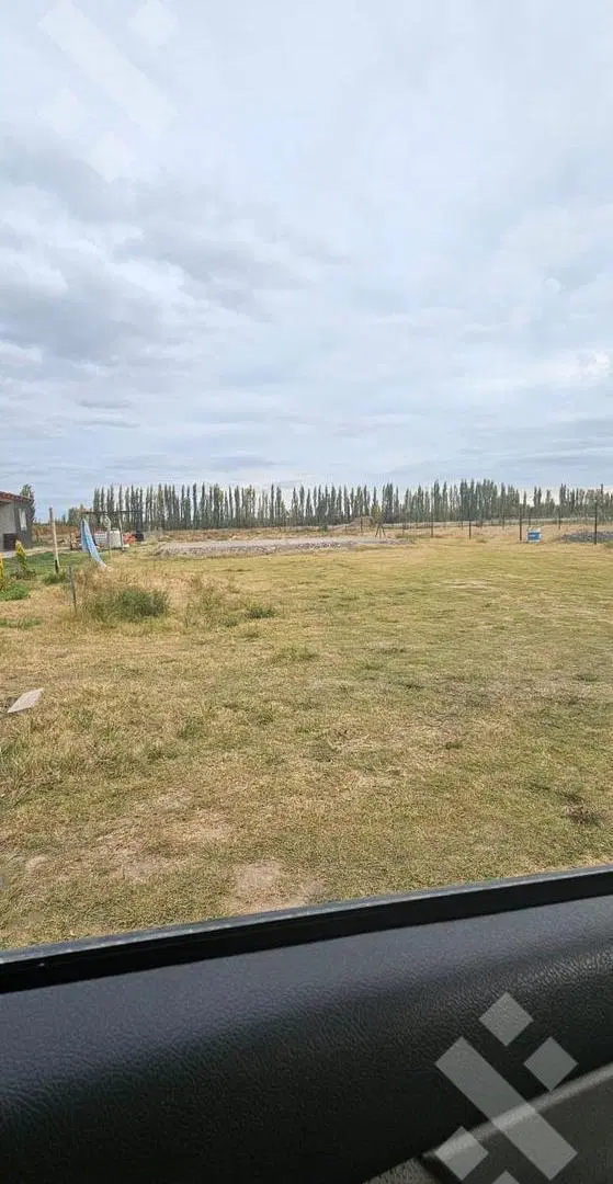 EN VENTA | TERRENO 1800 M² | BARRIO SEMI PRIVADO | GRAL. FERNÁNDEZ ORO 4