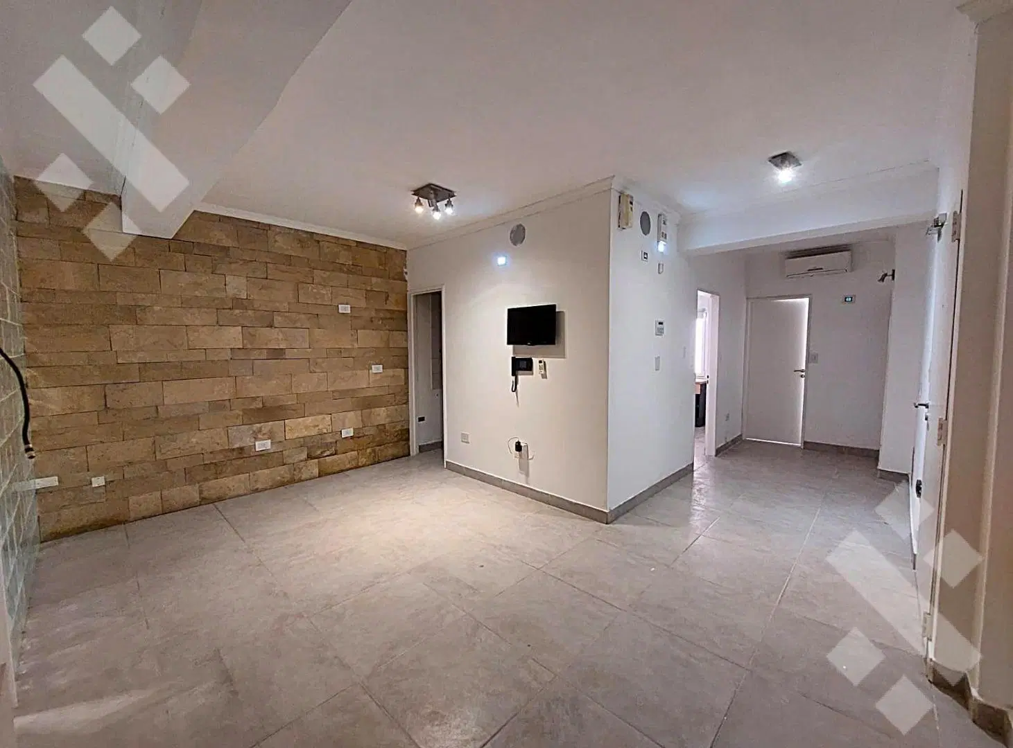 Venta Dpto Oficina 3 privados centro Cipolletti 3