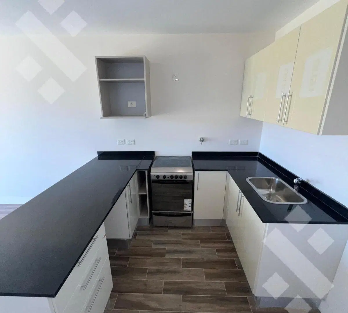 En Alquiler, Departamento de 2 Dormitorios, Los Canales Golf Club, Plottier 3