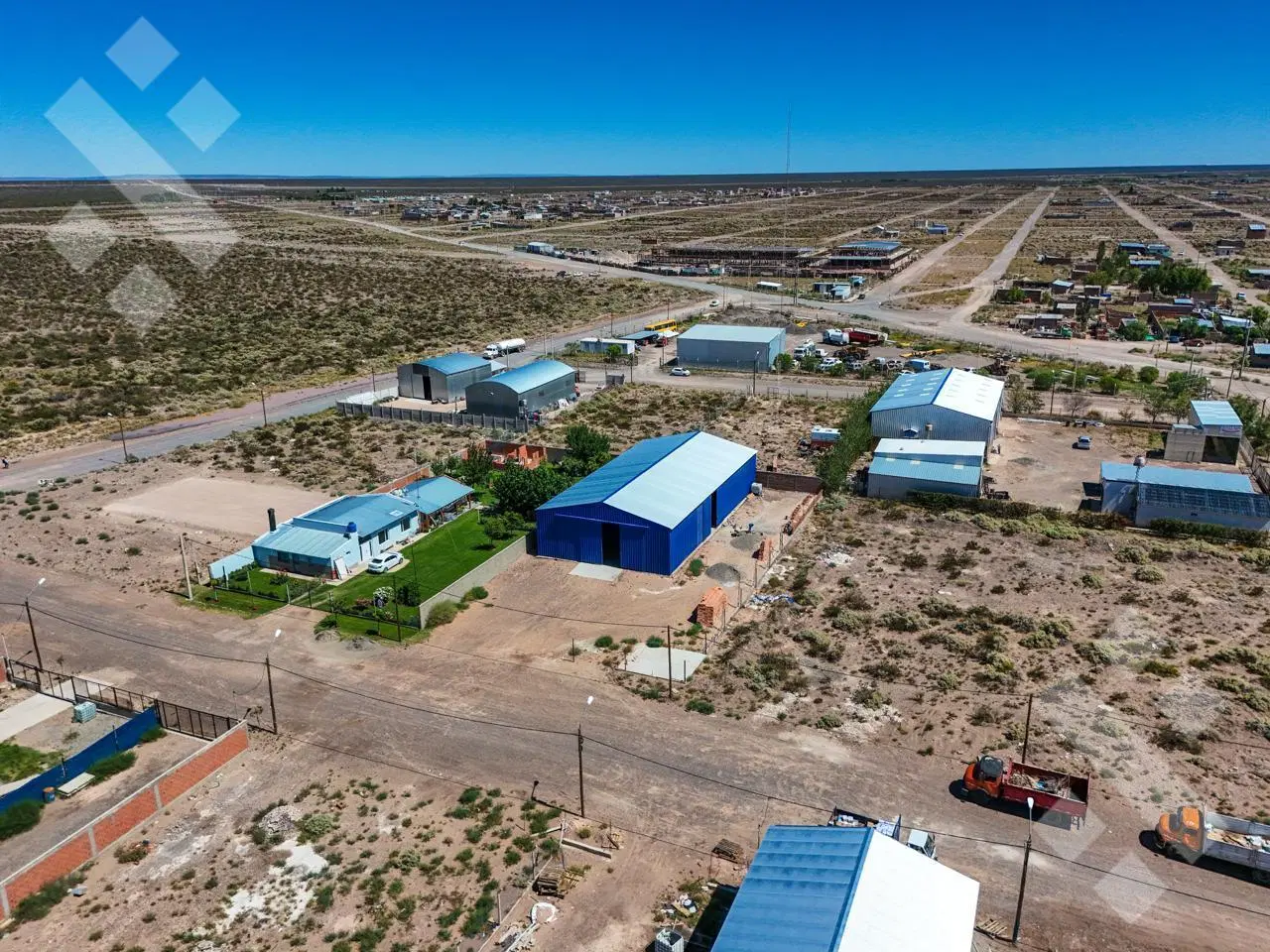 En Venta | Galpón de 450 m2 | Parque Industrial | Centenario 2