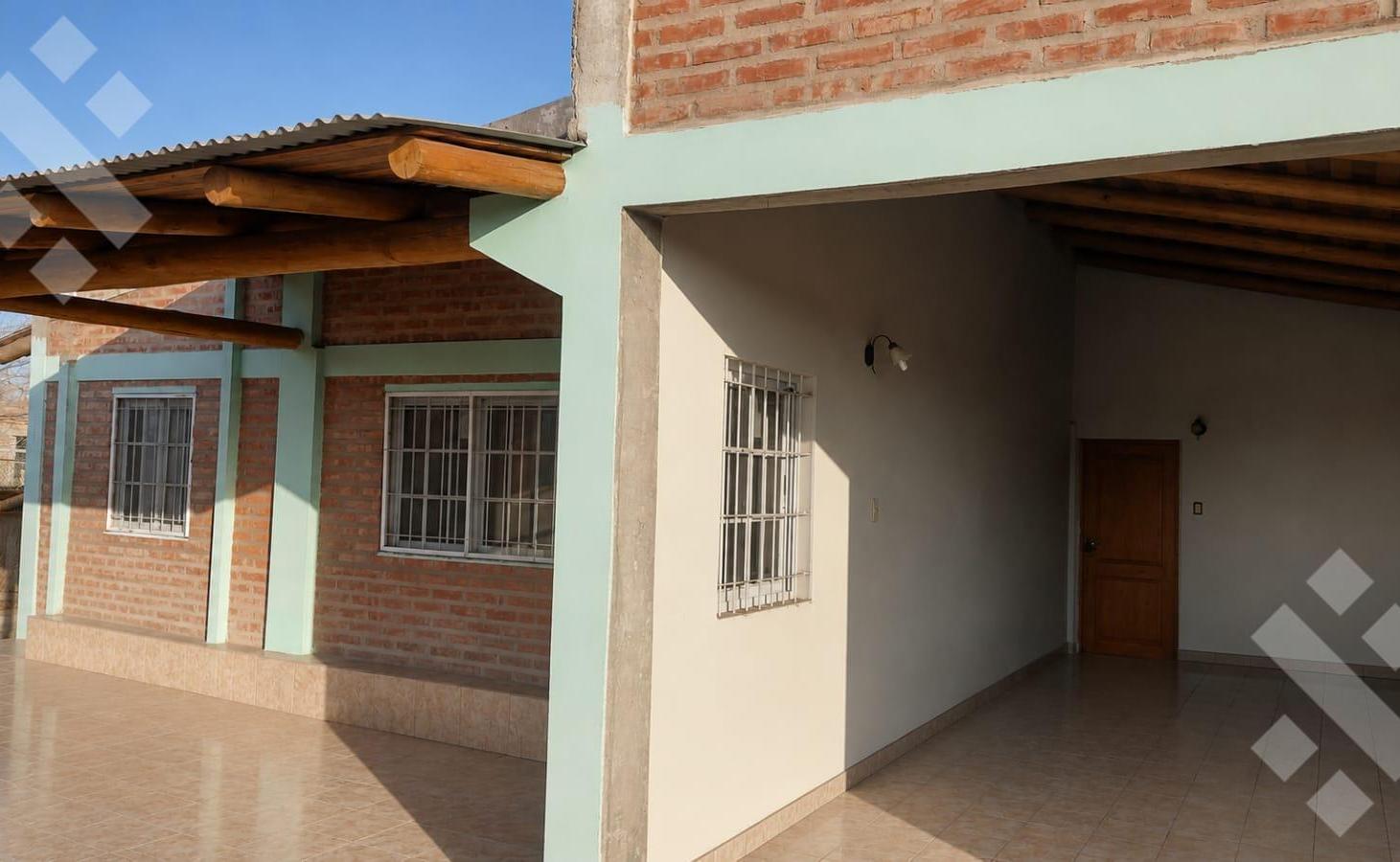 Foto de VENTA 11,7 HA CHACRA PRODUCTIVA sobre ruta 65 -Fernández Oro- Río Negro, imagen 3