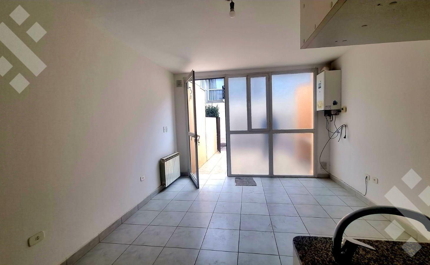 Foto de Departamento de 1 dormitorio en venta Cipolletti, imagen 2