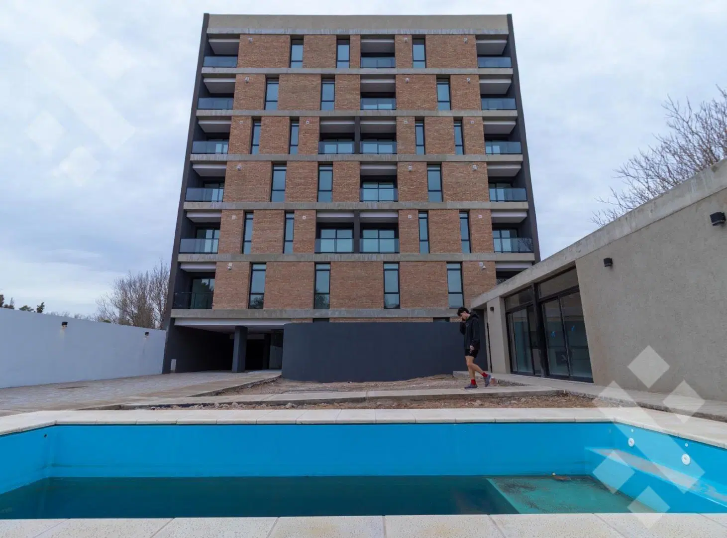 Venta departamento un dormitorio sobre Ruta 7 Centenario 3