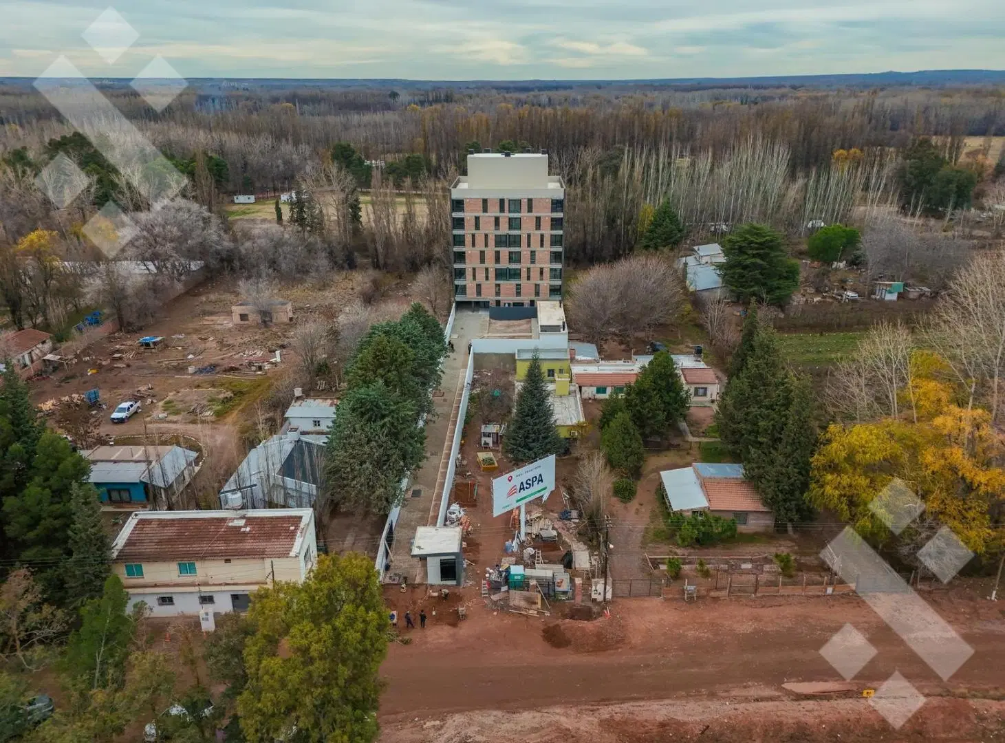 Venta departamento un dormitorio sobre Ruta 7 Centenario 8