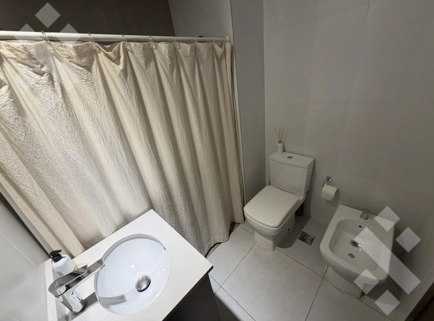 ALQUILER DEPARTAMENTO 1 DORMITORIO - BARRIO ARÉVALO, CIPOLLETTI 5