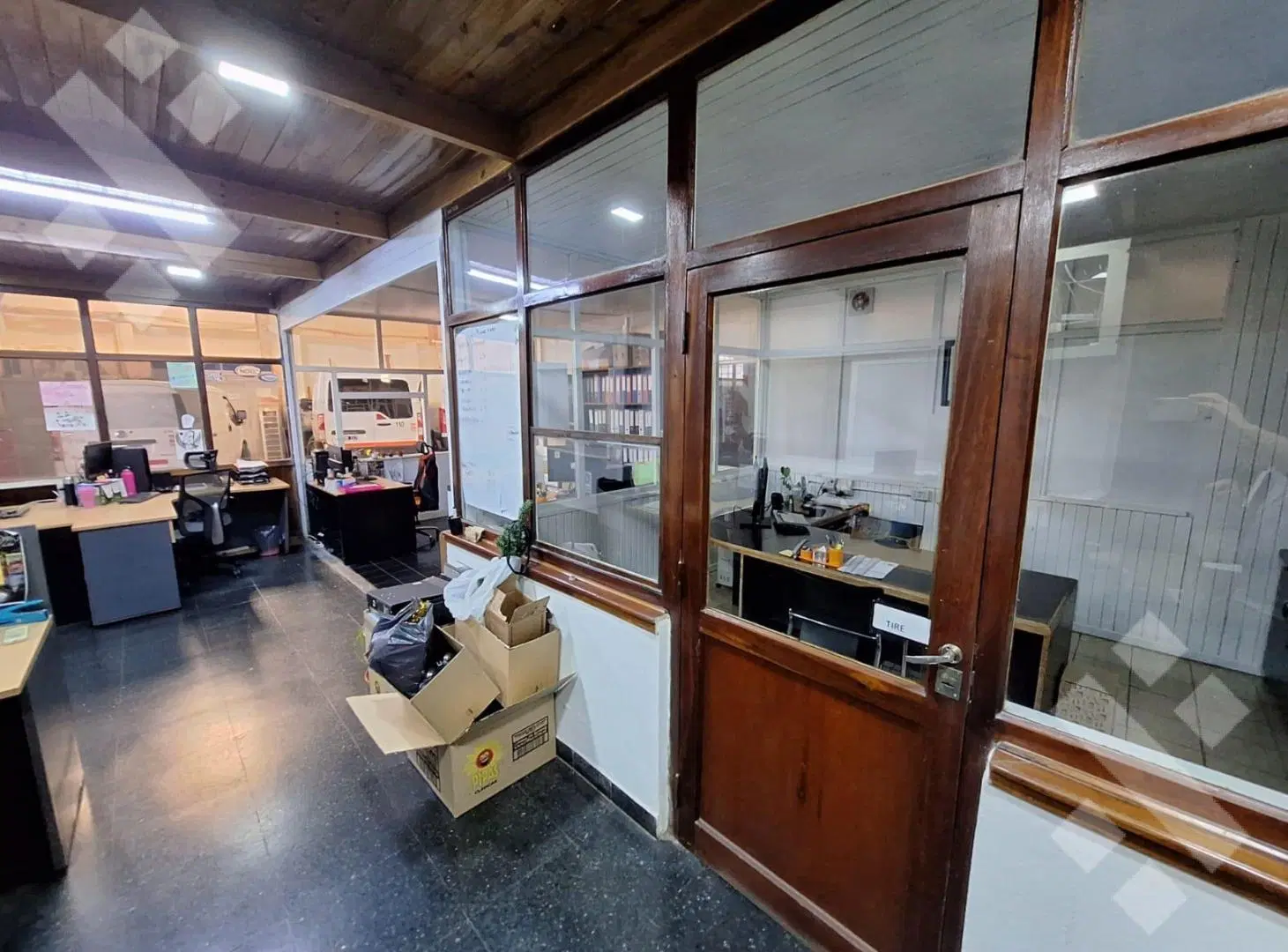 En Venta, Predio Comercial con galpón, oficinas y depósito, Neuquén Capital 3