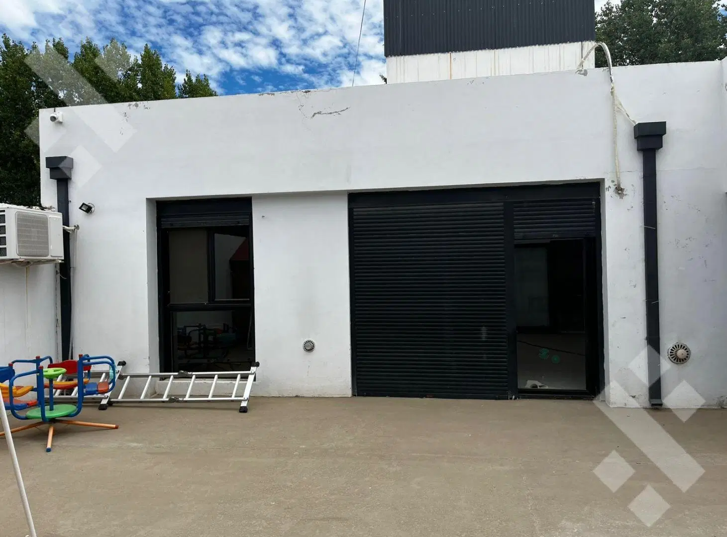 VENTA CASA 2 DORMITORIOS (APTA CRÉDITO HIPOTECARIO) - B° ENTRE AGUAS, GENERAL ROCA 8