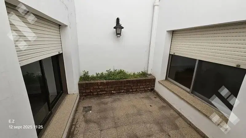 Venta Casa calle Miguel A. Camino al 400 5