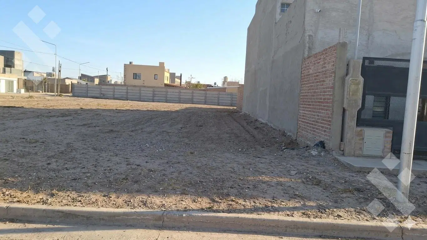 En Venta | Terreno de 360 m2 | Altos de Alberdi III | Plottier 5