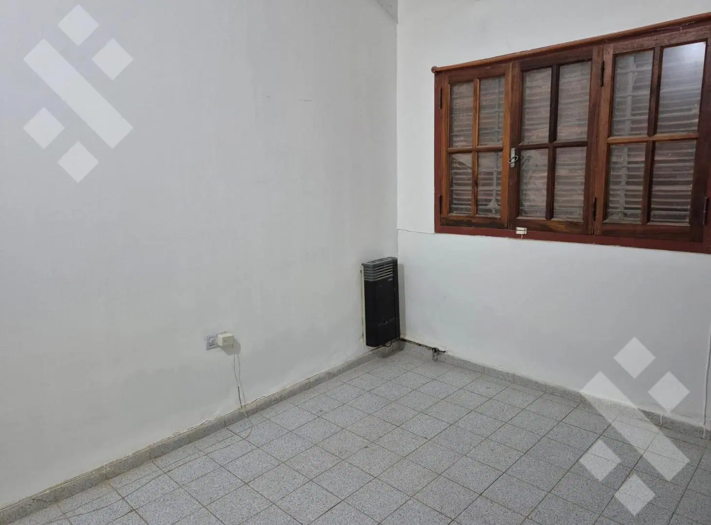Se alquila | Casa de 2 Dormitorios | Barrio La Herradura, Plottier 2