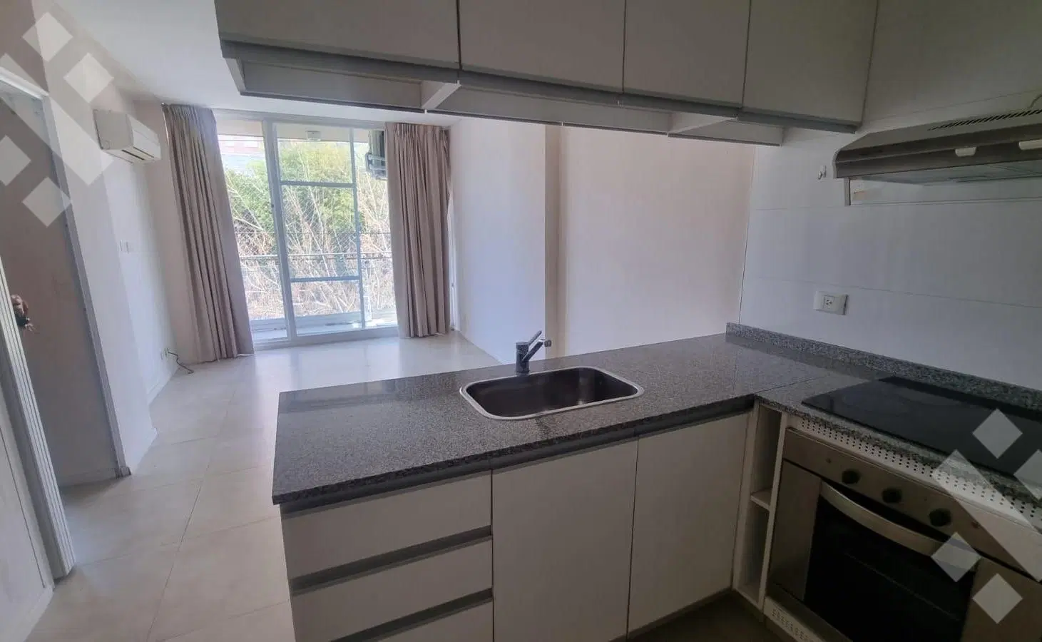 Alquiler Departamento 1 dormitorio con cochera Neuquén 5