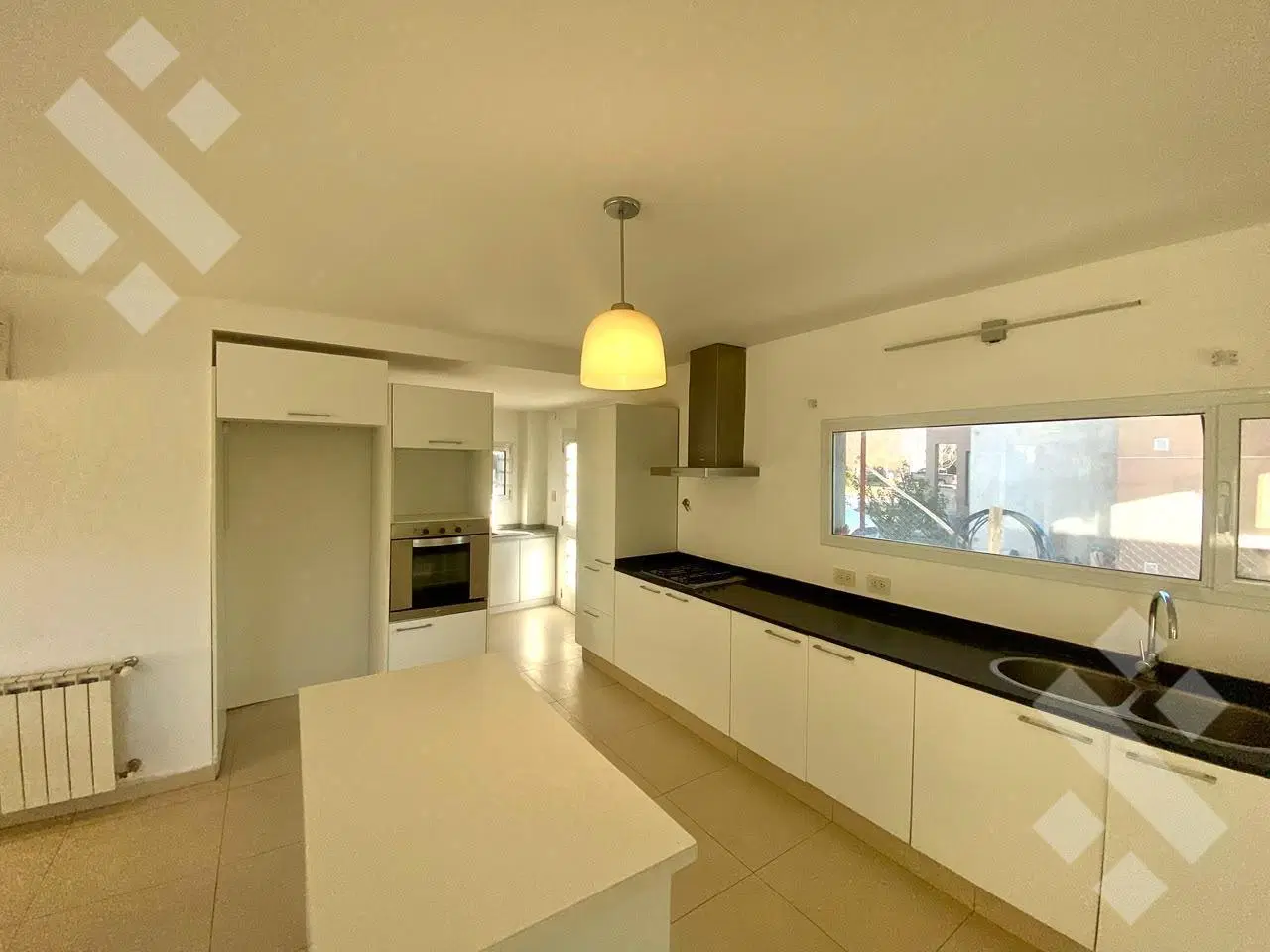 Venta Casa 3 Dormi con Quincho y Pileta - Bº Cerrado Villa Muluen - Plottier 8