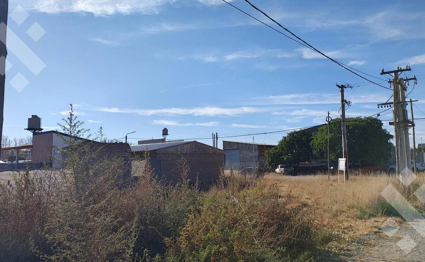 VENTA Lote esquina de 352m² en Bella Vista, Plottier 3