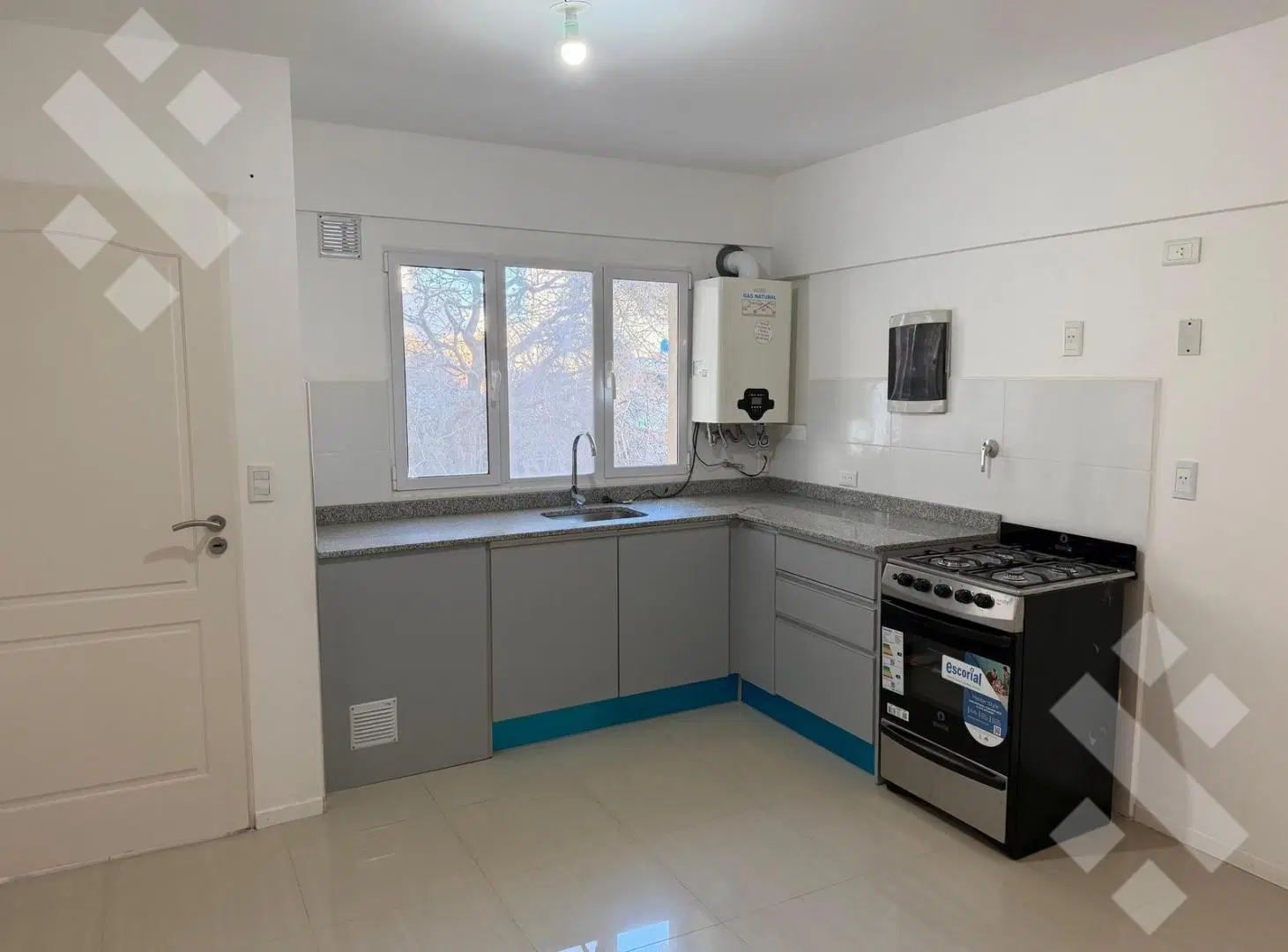 Venta Departamento 1 dorm 73 m2 a estrenar con cochera. Neuquen Capital 2