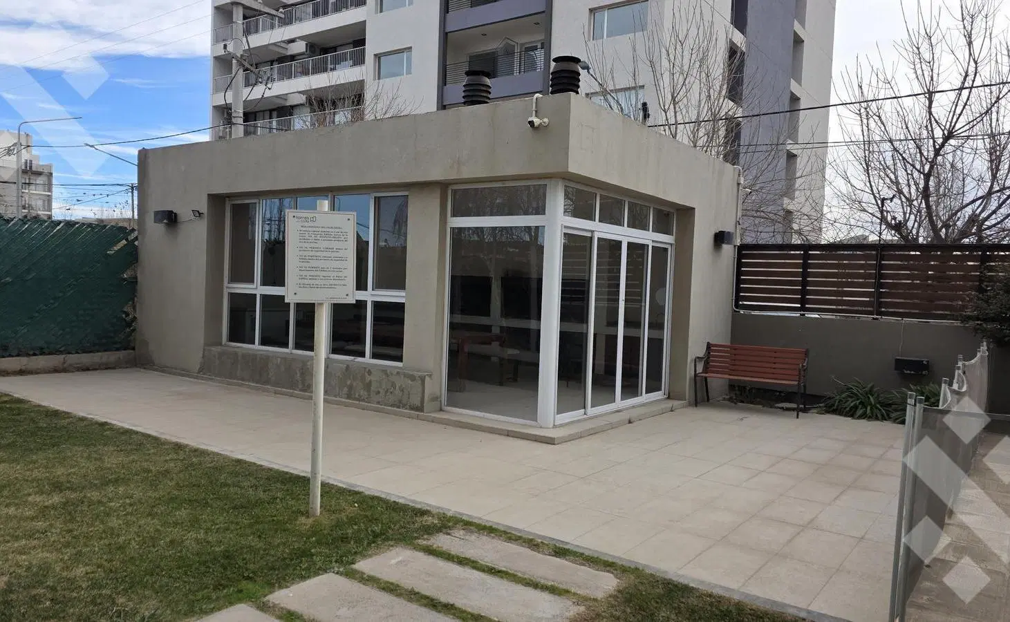 Alquiler Departamento 1 dormitorio con cochera- Edificio Torre de la costa Neuquén 2