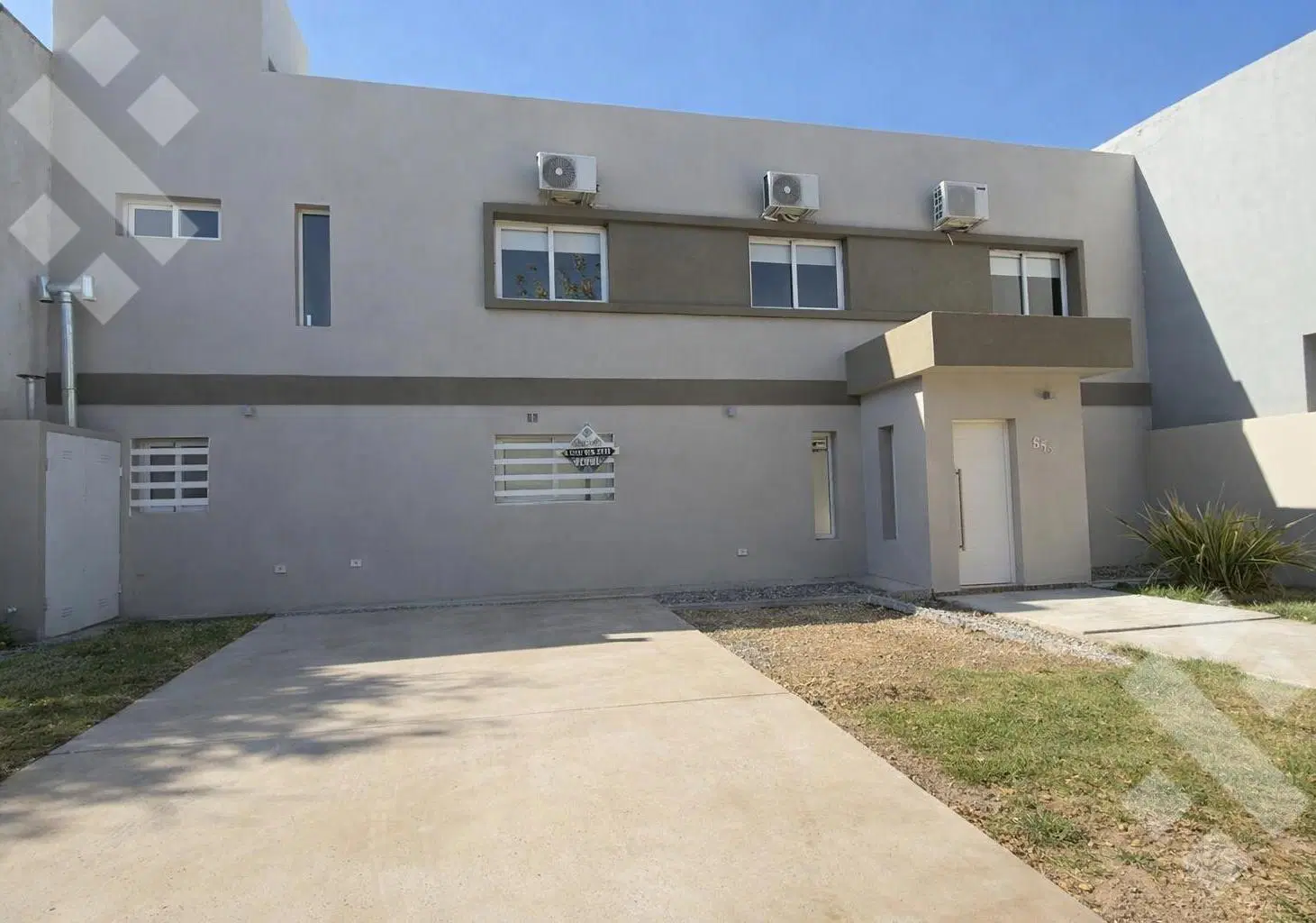 VENTA CASA 3 DORMITORIOS - B° MANZANAR XI, CIPOLLETTI 3