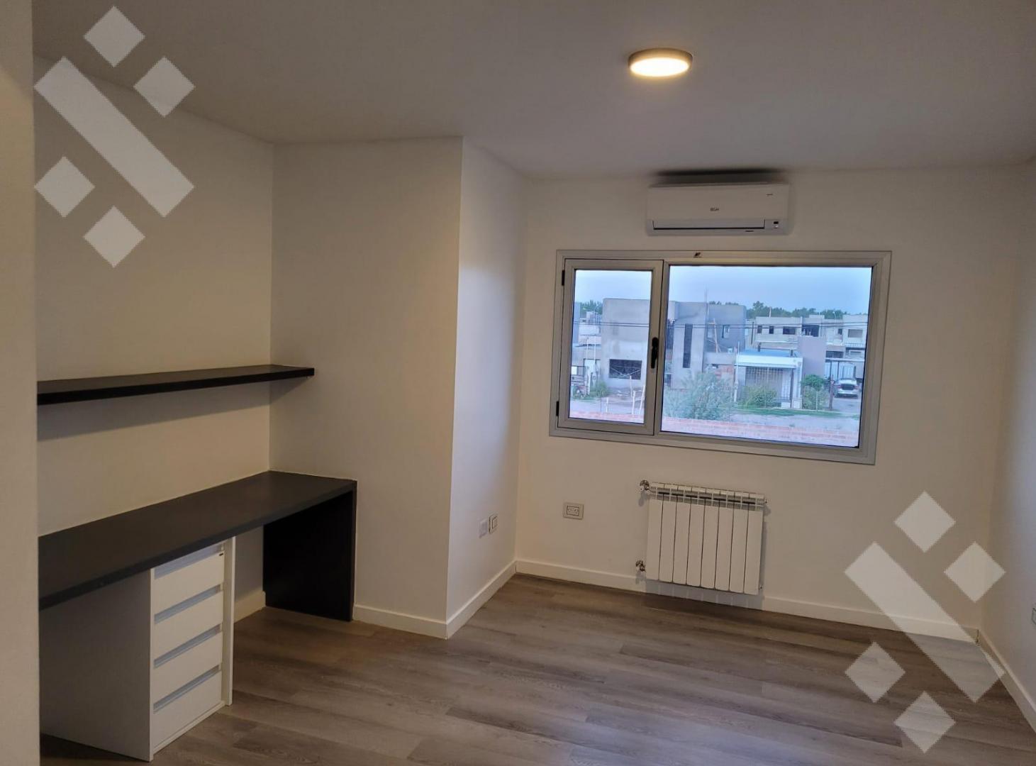 Foto de Venta Casa 4 Dormitorios en Rincón del Rio, Neuquén, imagen 3