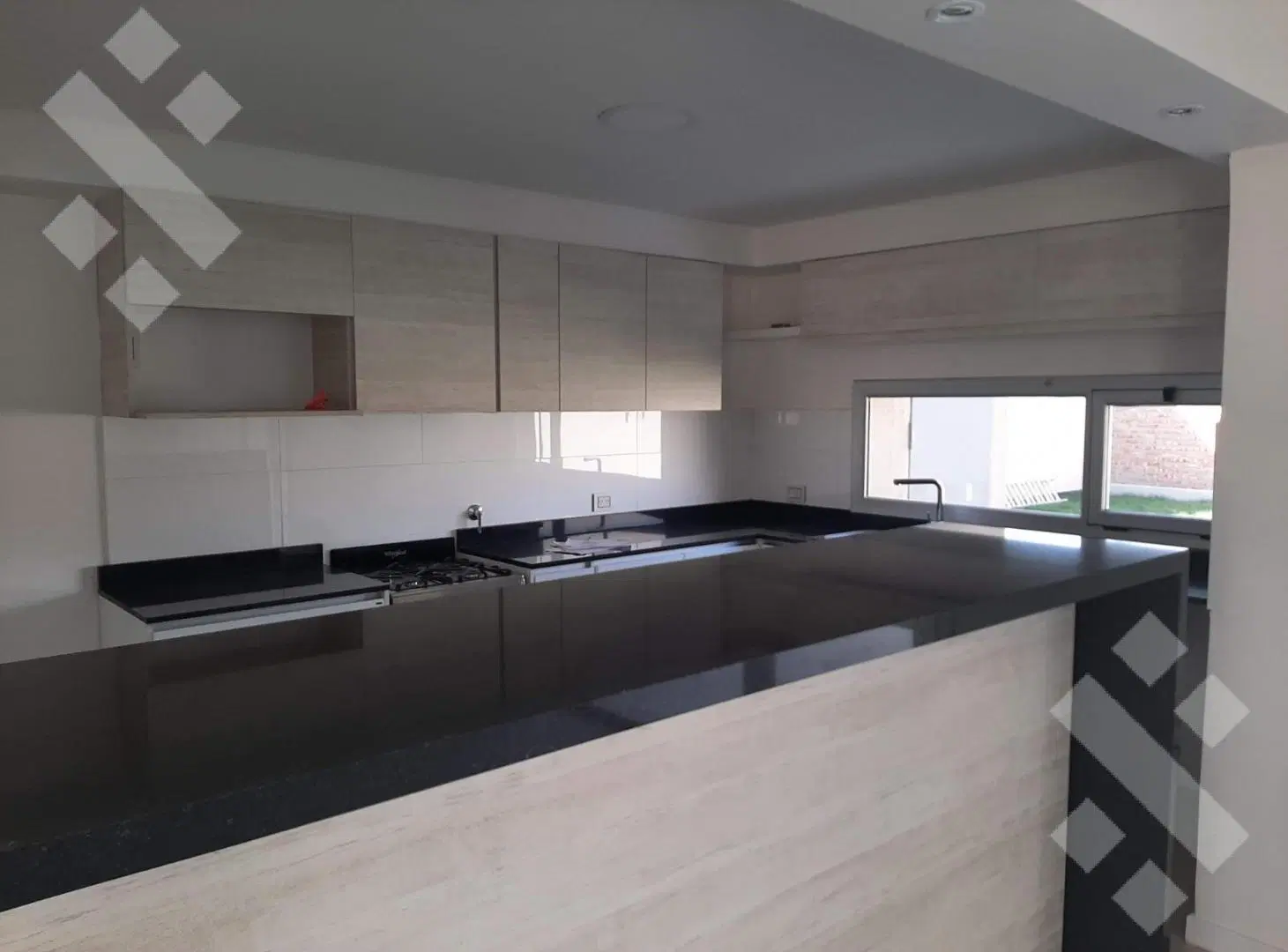 Venta Casa 4 Dormitorios en Rincón del Rio, Neuquén 5