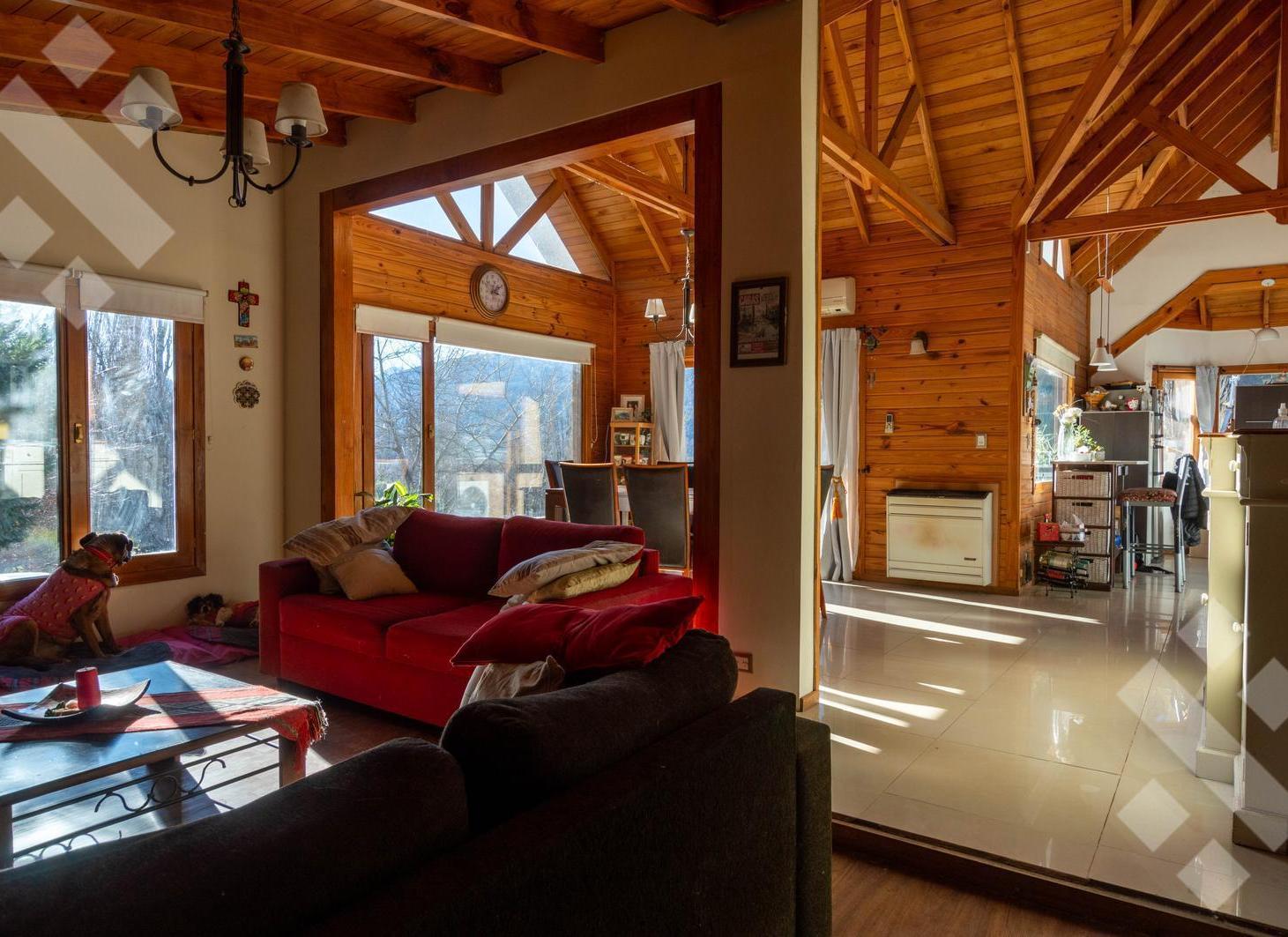 Foto de Casa en venta 3 dormitorios San Martín de los Andes, imagen 4