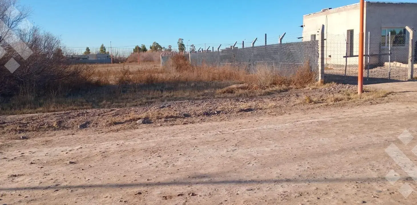 VENTA TERRENO BARRIO REGIO I, GENERAL FERNANDEZ ORO 2