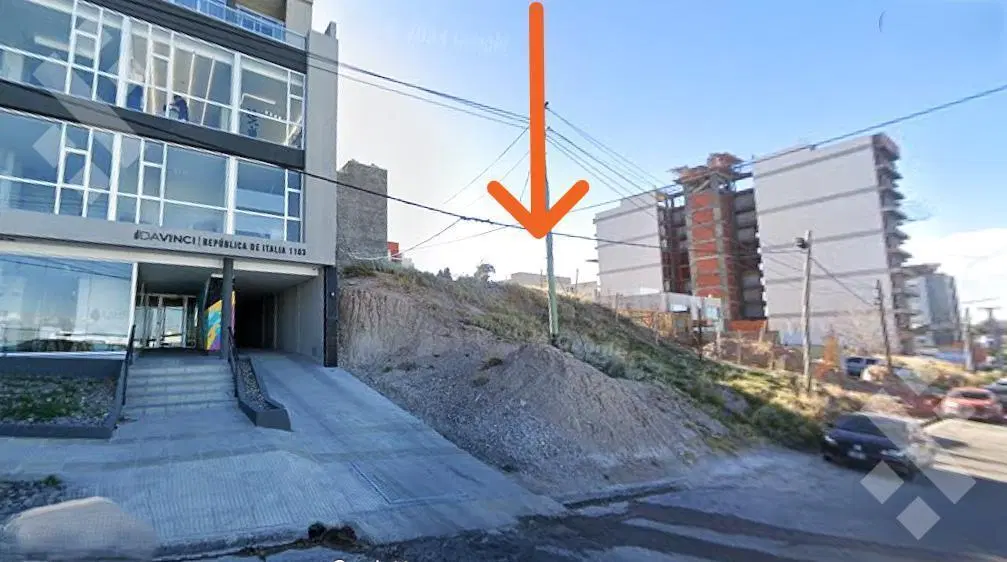 Venta edificio Comercial y terreno apto desarrollo con PROYECTO APROBADO. Neuquen Capital. 3