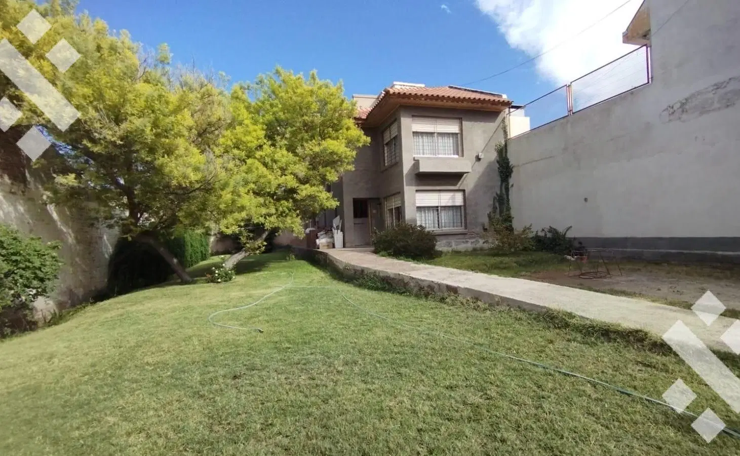 En Alquiler | Casa de 3 Dormitorios | Santa Genovena | Apto Comercial 3