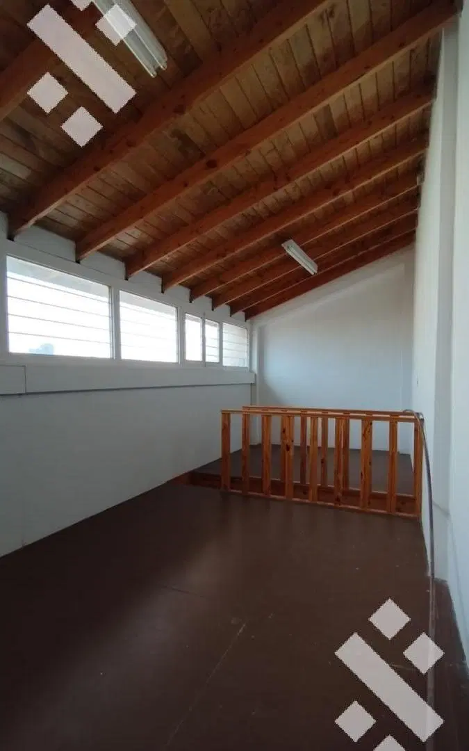 En Alquiler | Casa de 3 Dormitorios | Santa Genovena | Apto Comercial 8