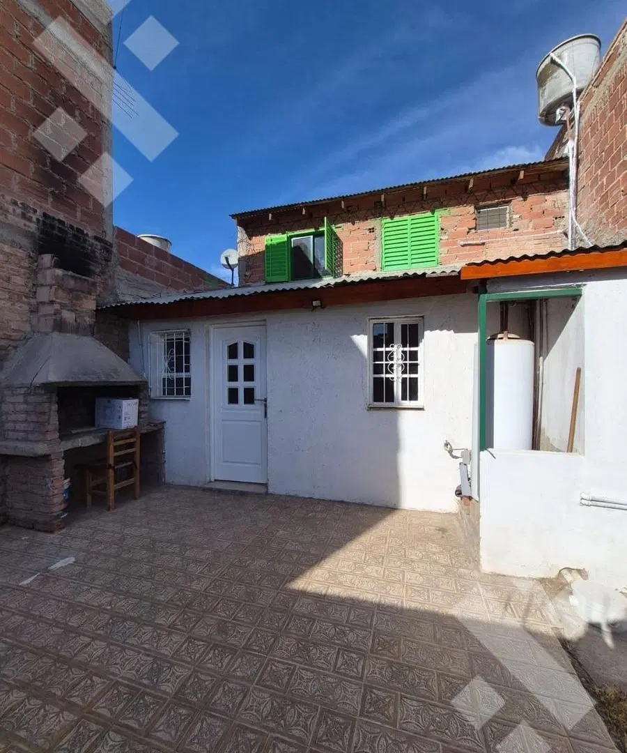 En Venta | Casa   Salón Comercial | B° Gregorio Álvarez | Neuquén 5