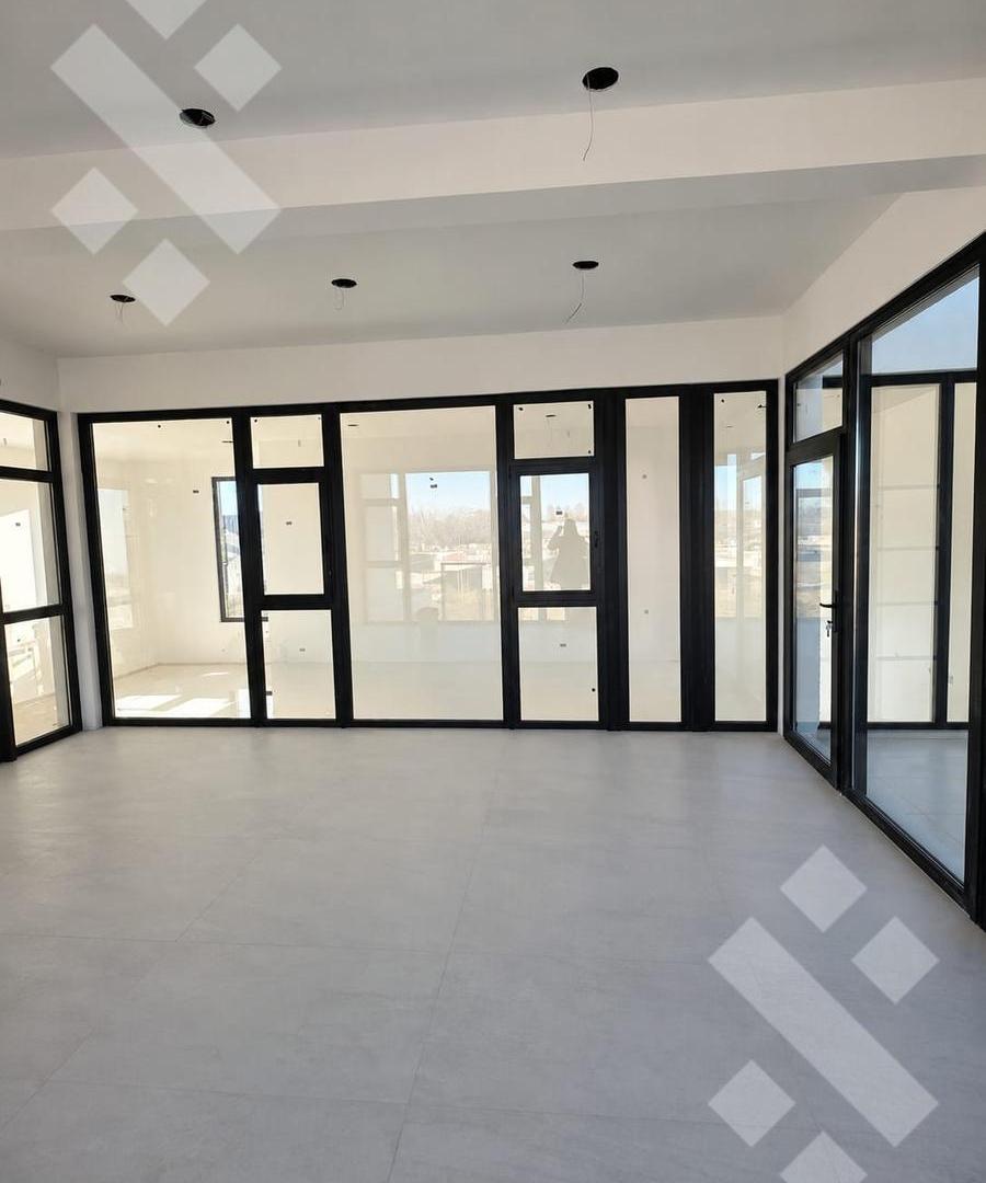 Foto de En Alquiler | Oficinas Comerciales | Calles Las Lajas | Plottier, imagen 1