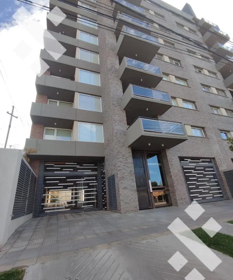 ALQUILER DEPARTAMENTO 1 DORMITORIO C/ BALCON Y PILETA - CENTRO - NEUQUEN 4