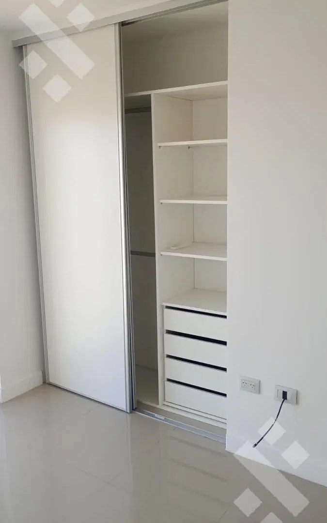 Venta Departamento 2 dormitorios con cochera descubierta 2