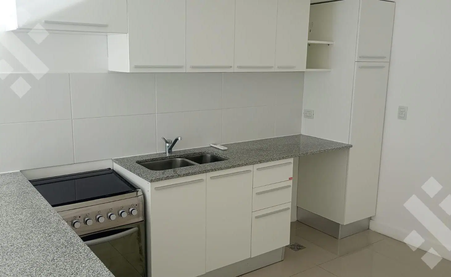 Venta Departamento 2 dormitorios con cochera descubierta 3