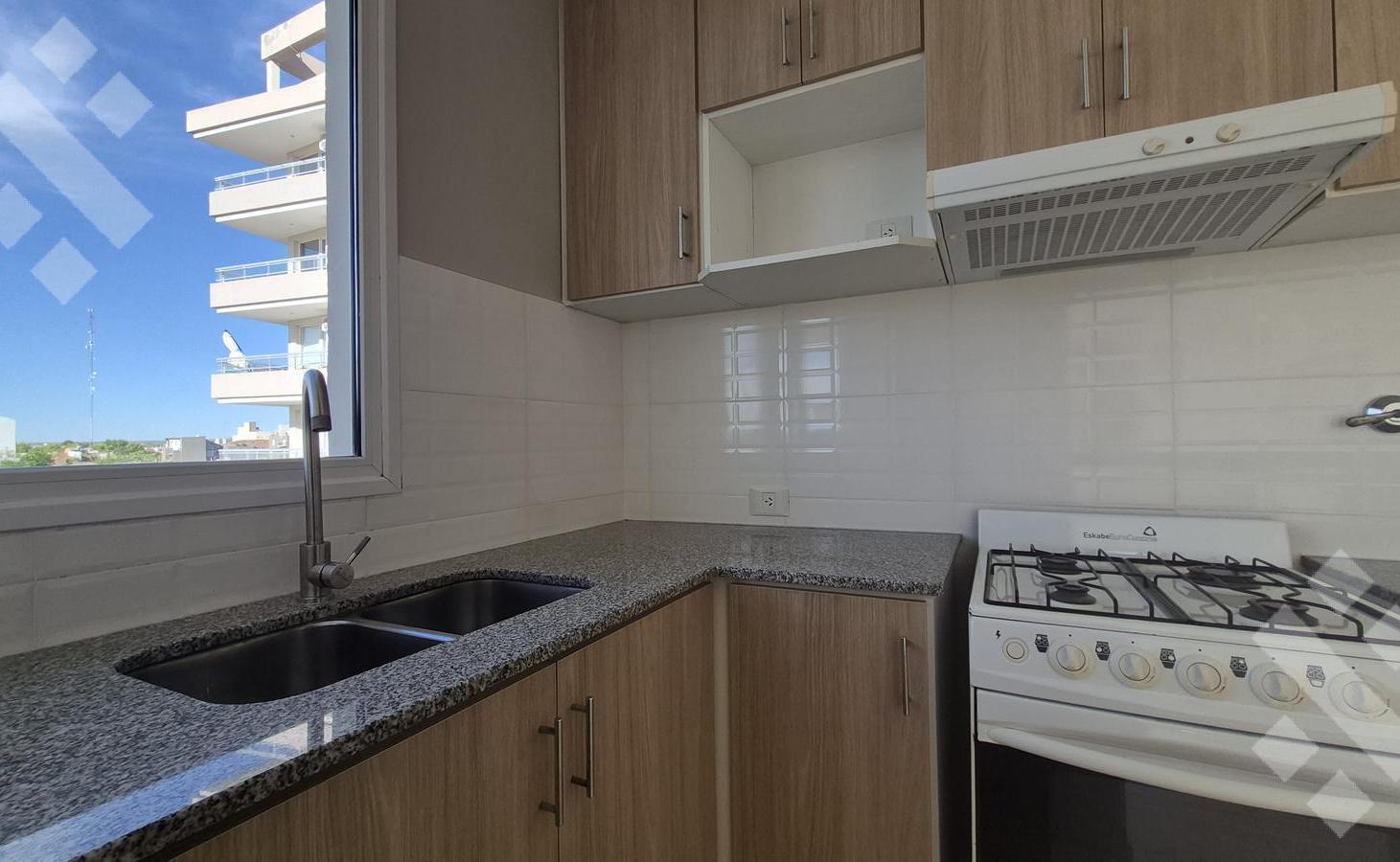 Foto de ALQUILER Departamento 2 AMB. en Cipolletti, imagen 3