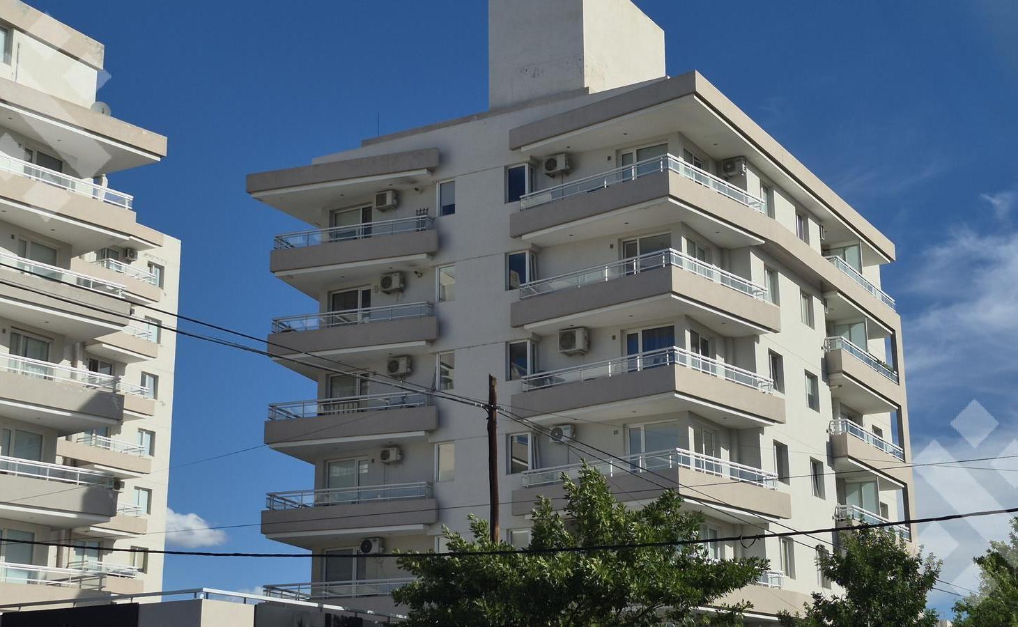 Foto de ALQUILER Departamento 2 AMB. en Cipolletti, imagen 2