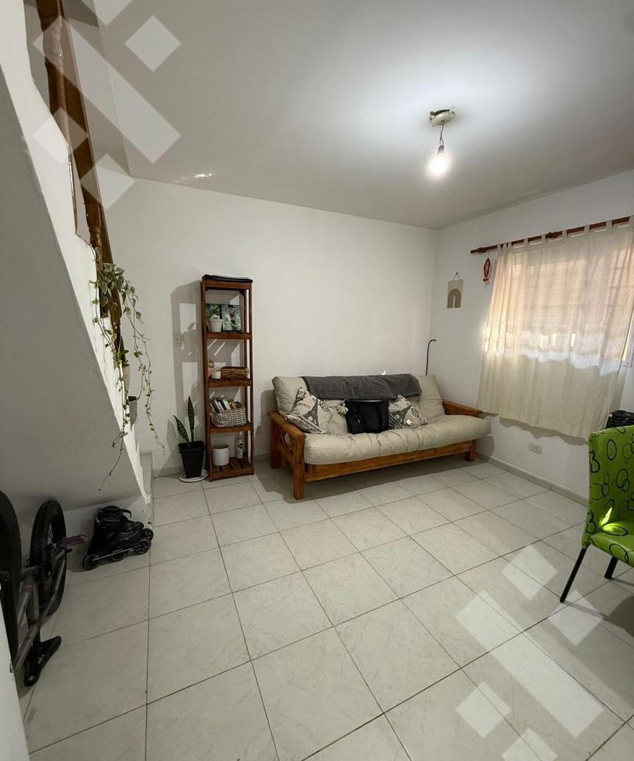 Foto de Venta Duplex 2 Dormitorios Nordestrom al 1.000- Barrio Limay, imagen 4
