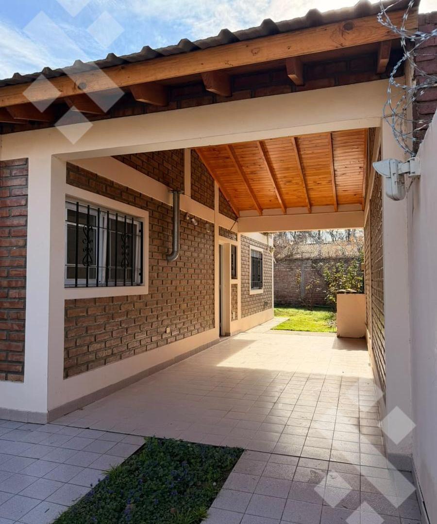 Foto de En Venta | Casa de 3 Dormitorios | Apto Credito | Barrio Hunter | Plottier, imagen 4