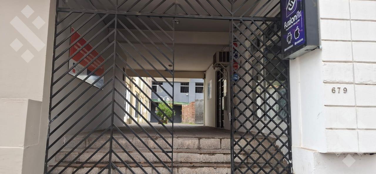 Foto de VENTA OFICINA Santa Fe al 600 pta baja. Neuquen Capital, imagen 5