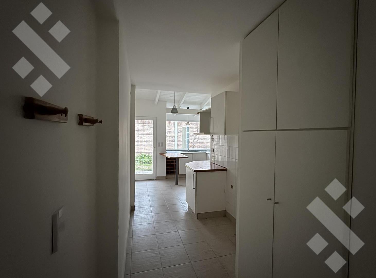 Foto de ALQUILER Casa 4 habitaciones con patio y parrilla, imagen 3