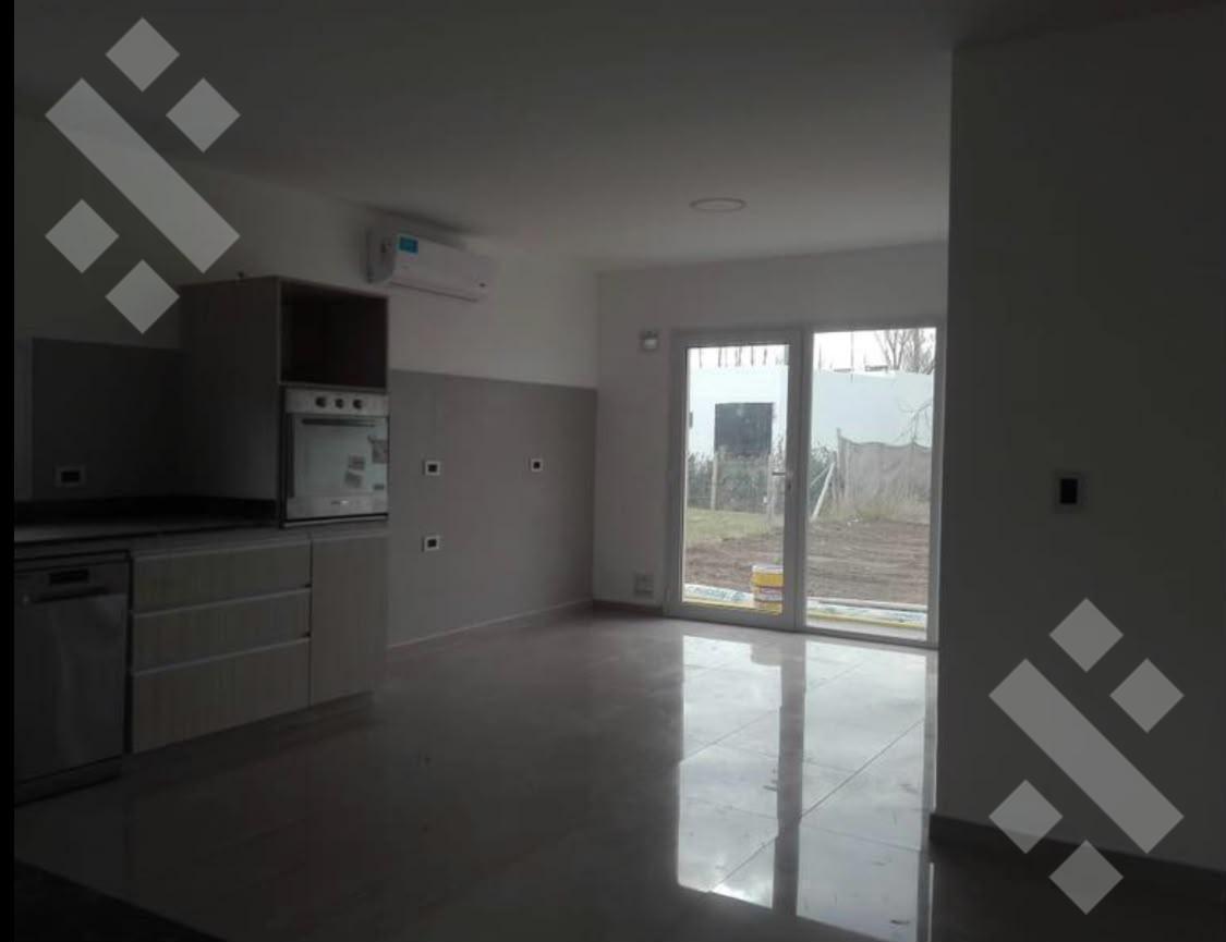 Foto de En Alquiler | Casa de Nivel Gerencial | 3 Dormitorios | Barrio Sauces, imagen 5