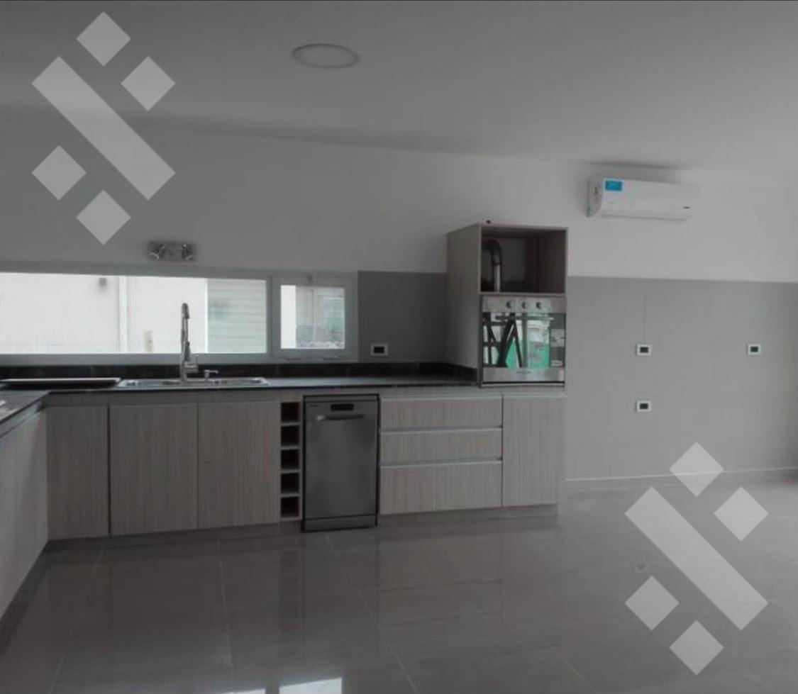 Foto de En Alquiler | Casa de Nivel Gerencial | 3 Dormitorios | Barrio Sauces, imagen 3